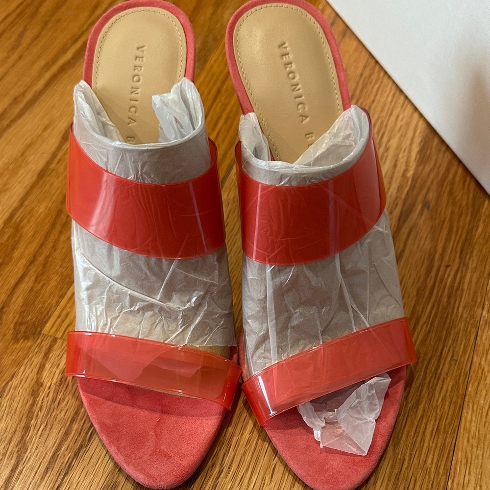 New with box Veronica Beard Vibrant Pink Clear Mules size 8.5